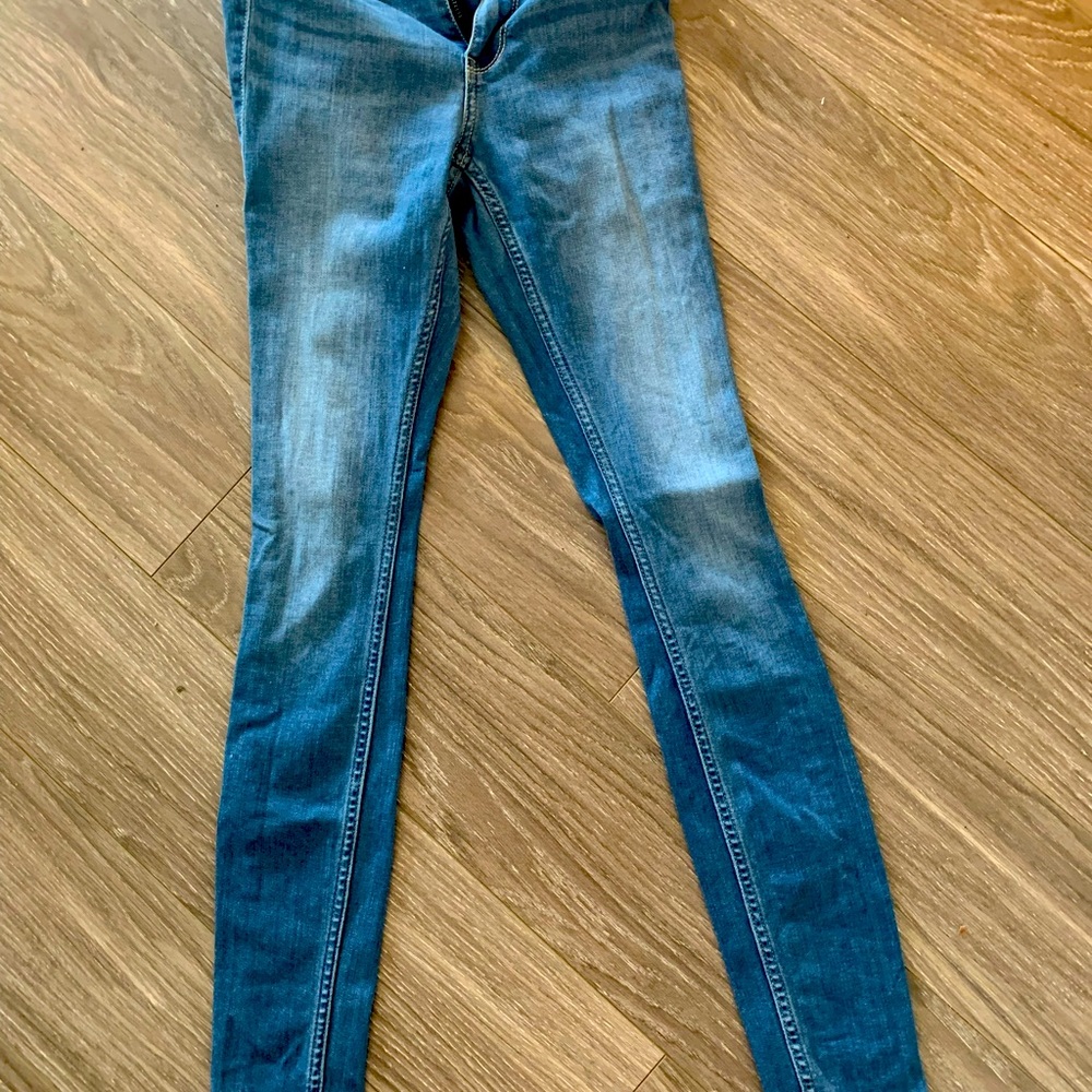 Brand New Hollister Jeans Low rise